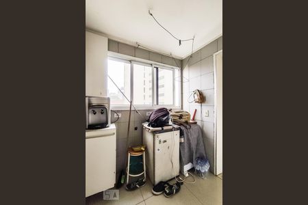 Apartamento à venda com 300m², 4 quartos e 3 vagas Apartamento à venda com 300m², 4 quartos e 3 vagasÁrea de Serviço