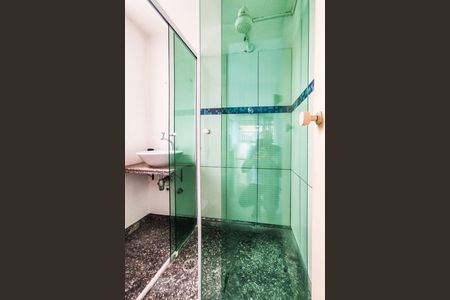 Apartamento à venda com 300m², 4 quartos e 3 vagas Apartamento à venda com 300m², 4 quartos e 3 vagasBanheiro Quarto 4 - Suíte