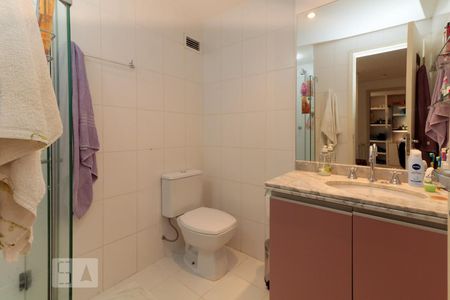 Apartamento para alugar com 80m², 3 quartos e 2 vagas Apartamento para alugar com 80m², 3 quartos e 2 vagasBanheiro
