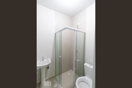 Banheiro de casa para alugar com 2 quartos, 57m² em Vila Monte Alegre, São Paulo