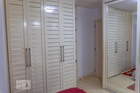 Apartamento à venda com 380m², 4 quartos e 3 vagasSuíte 4 