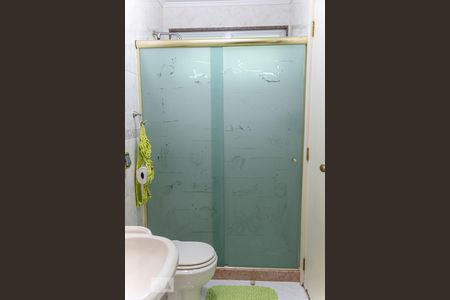 Apartamento à venda com 380m², 4 quartos e 3 vagasBanheiro social e da suite 1 