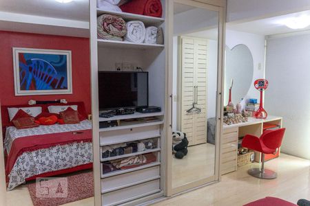 Apartamento à venda com 380m², 4 quartos e 3 vagasSuíte 4 