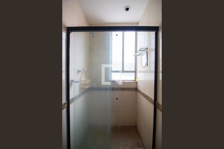 Apartamento à venda com 120m², 3 quartos e 1 vaga Apartamento à venda com 120m², 3 quartos e 1 vagaBanheiro da Suíte - box