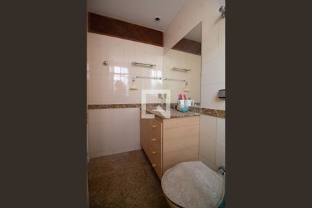 Apartamento à venda com 120m², 3 quartos e 1 vaga Apartamento à venda com 120m², 3 quartos e 1 vagaBanheiro da Suíte