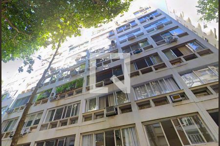 Apartamento à venda com 120m², 3 quartos e 1 vaga Apartamento à venda com 120m², 3 quartos e 1 vagaFachada