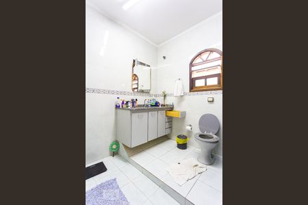 Casa à venda com 159m², 3 quartos e 4 vagas Casa à venda com 159m², 3 quartos e 4 vagasBanheiro da Suíte