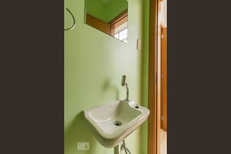 Apartamento à venda com 126m², 2 quartos e sem vaga Apartamento à venda com 126m², 2 quartos e sem vagaBanheiro de Serviço