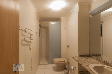 Apartamento à venda com 126m², 2 quartos e sem vaga Apartamento à venda com 126m², 2 quartos e sem vagaBanheiro