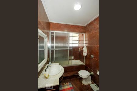 Apartamento à venda com 400m², 4 quartos e 1 vaga Apartamento à venda com 400m², 4 quartos e 1 vagaBanheiro 2