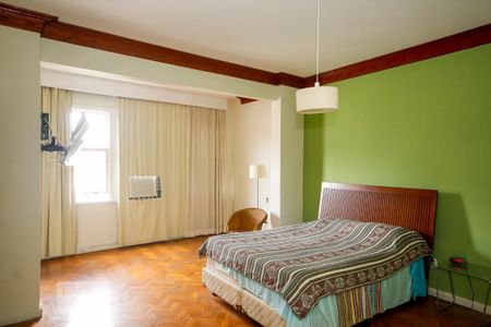 Apartamento à venda com 400m², 4 quartos e 1 vaga Apartamento à venda com 400m², 4 quartos e 1 vagaQuarto 3