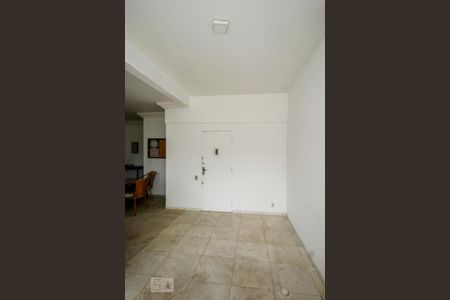 Apartamento à venda com 400m², 4 quartos e 1 vaga Apartamento à venda com 400m², 4 quartos e 1 vagaÁrea de Serviço