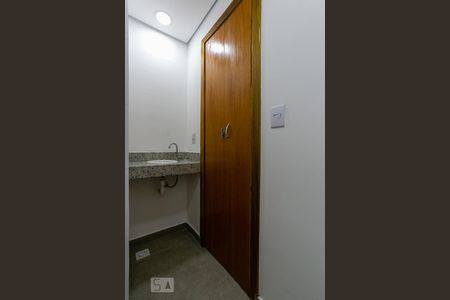 Apartamento para alugar com 44m², 2 quartos e sem vaga Apartamento para alugar com 44m², 2 quartos e sem vagaBanheiro