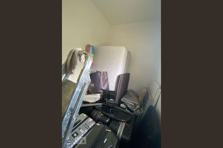 Apartamento à venda com 300m², 4 quartos e 4 vagas Apartamento à venda com 300m², 4 quartos e 4 vagasQuarto de Serviço 2