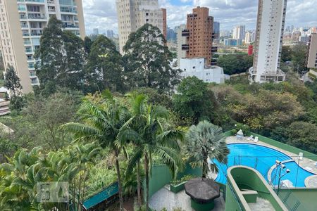 Apartamento à venda com 300m², 4 quartos e 4 vagas Apartamento à venda com 300m², 4 quartos e 4 vagasVista da Sacada