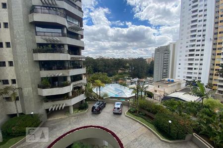 Apartamento à venda com 300m², 4 quartos e 4 vagas Apartamento à venda com 300m², 4 quartos e 4 vagasVista da Suíte 2