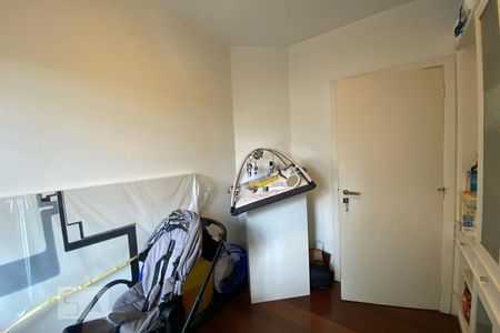 Apartamento à venda com 300m², 4 quartos e 4 vagas Apartamento à venda com 300m², 4 quartos e 4 vagasEscritório