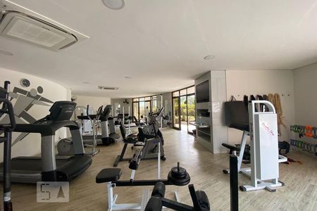 Apartamento à venda com 300m², 4 quartos e 4 vagas Apartamento à venda com 300m², 4 quartos e 4 vagasÁrea comum - Academia