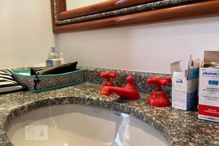 Apartamento à venda com 300m², 4 quartos e 4 vagas Apartamento à venda com 300m², 4 quartos e 4 vagasBanheiro - Torneira