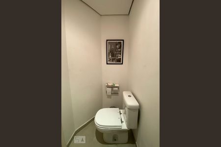 Apartamento à venda com 300m², 4 quartos e 4 vagas Apartamento à venda com 300m², 4 quartos e 4 vagasLavabo