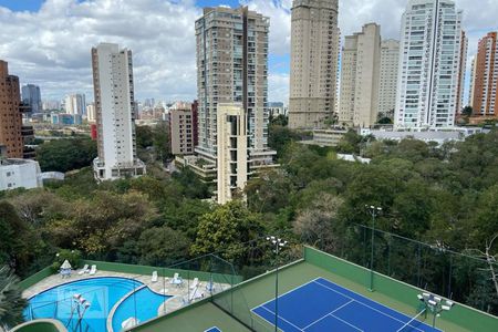 Apartamento à venda com 300m², 4 quartos e 4 vagas Apartamento à venda com 300m², 4 quartos e 4 vagasVista da Sacada