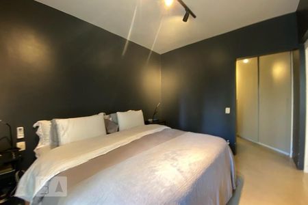 Apartamento à venda com 300m², 4 quartos e 4 vagas Apartamento à venda com 300m², 4 quartos e 4 vagasSuíte 1