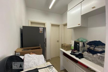 Apartamento à venda com 300m², 4 quartos e 4 vagas Apartamento à venda com 300m², 4 quartos e 4 vagasÁrea de Serviço