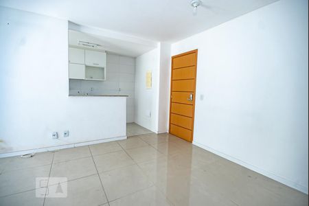 Apartamento à venda com 65m², 2 quartos e 1 vaga Apartamento à venda com 65m², 2 quartos e 1 vagaSala