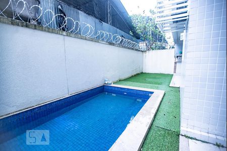 Apartamento à venda com 65m², 2 quartos e 1 vaga Apartamento à venda com 65m², 2 quartos e 1 vagaÁrea Externa