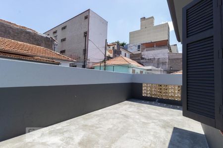 Casa à venda com 117m², 2 quartos e 2 vagas Casa à venda com 117m², 2 quartos e 2 vagasTerraço fundos