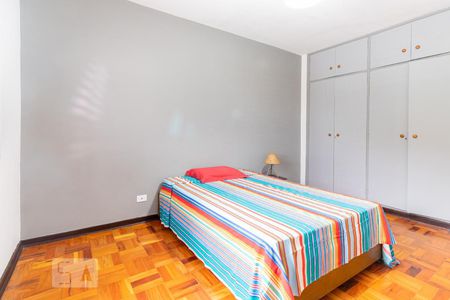 Casa à venda com 179m², 3 quartos e 3 vagas Casa à venda com 179m², 3 quartos e 3 vagasQuarto 1