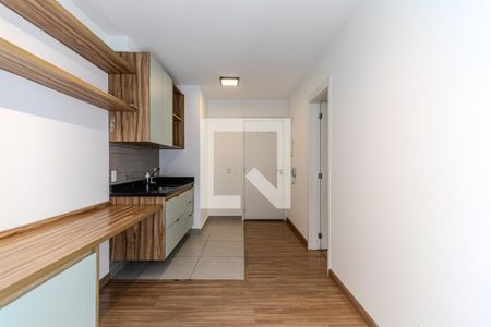 Sala/Cozinha de apartamento para alugar com 1 quarto, 28m² em República, São Paulo