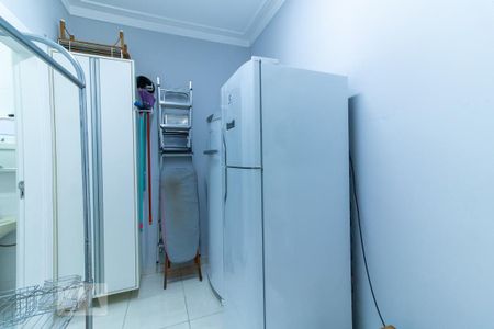 Casa de condomínio à venda com 420m², 4 quartos e 6 vagas Casa de condomínio à venda com 420m², 4 quartos e 6 vagasQuarto de serviço