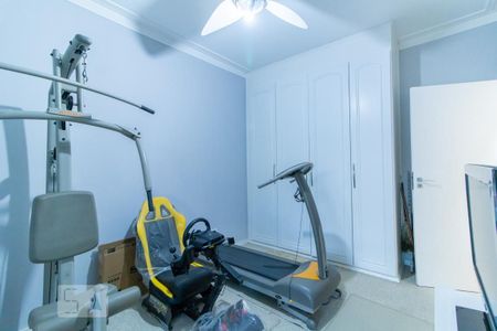 Casa de condomínio à venda com 420m², 4 quartos e 6 vagas Casa de condomínio à venda com 420m², 4 quartos e 6 vagasQuarto 2