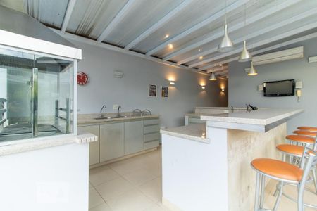 Casa de condomínio à venda com 420m², 4 quartos e 6 vagas Casa de condomínio à venda com 420m², 4 quartos e 6 vagasChurrasqueira