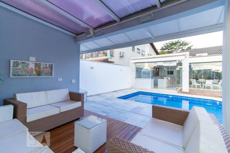 Casa de condomínio à venda com 420m², 4 quartos e 6 vagas Casa de condomínio à venda com 420m², 4 quartos e 6 vagasÁrea de lazer