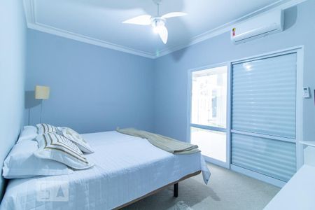 Casa de condomínio à venda com 420m², 4 quartos e 6 vagas Casa de condomínio à venda com 420m², 4 quartos e 6 vagasSuíte 1