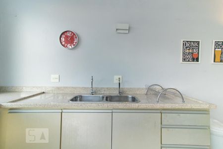 Casa de condomínio à venda com 420m², 4 quartos e 6 vagas Casa de condomínio à venda com 420m², 4 quartos e 6 vagasChurrasqueira