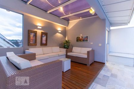 Casa de condomínio à venda com 420m², 4 quartos e 6 vagas Casa de condomínio à venda com 420m², 4 quartos e 6 vagasÁrea de lazer