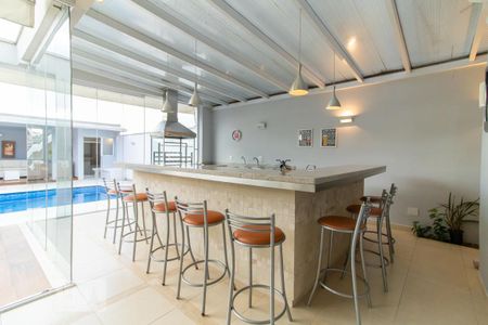 Casa de condomínio à venda com 420m², 4 quartos e 6 vagas Casa de condomínio à venda com 420m², 4 quartos e 6 vagasChurrasqueira