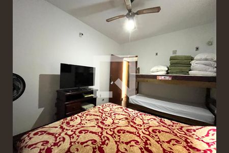 Casa à venda com 350m², 5 quartos e 3 vagas Casa à venda com 350m², 5 quartos e 3 vagasQuarto 3