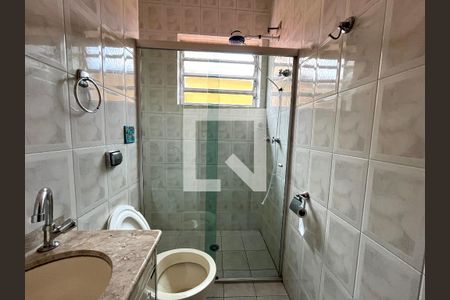 Casa à venda com 350m², 5 quartos e 3 vagas Casa à venda com 350m², 5 quartos e 3 vagasBanheiro
