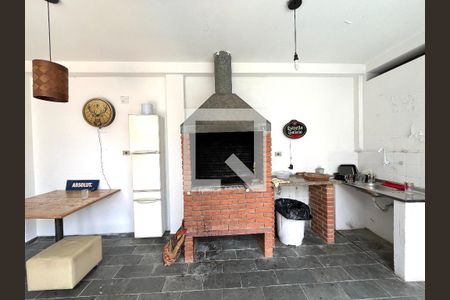 Casa à venda com 350m², 5 quartos e 3 vagas Casa à venda com 350m², 5 quartos e 3 vagasChurrasqueira