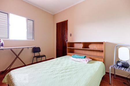 Casa à venda com 150m², 3 quartos e 2 vagasQuarto 3