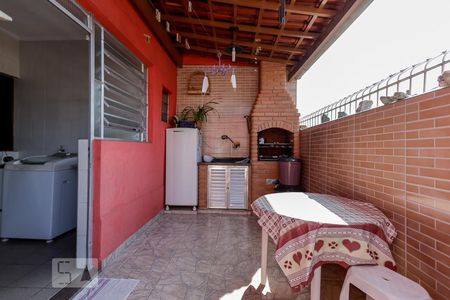 Casa à venda com 150m², 3 quartos e 2 vagasChurrasqueira