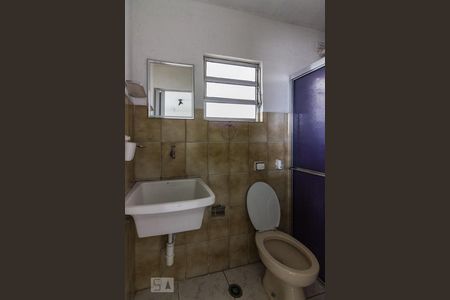 Banheiro de kitnet/studio para alugar com 1 quarto, 30m² em Tucuruvi, São Paulo