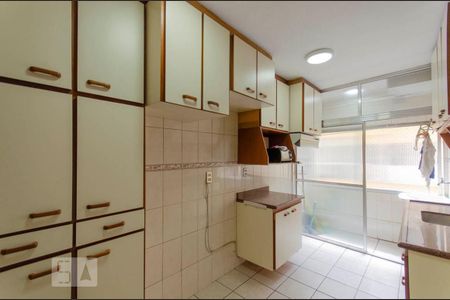 Apartamento para alugar com 80m², 2 quartos e 1 vagaCozinha