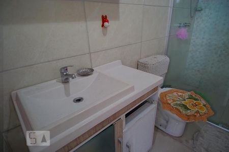 Casa de condomínio à venda com 68m², 2 quartos e 2 vagasBanheiro