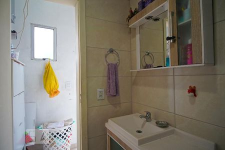 Casa de condomínio à venda com 68m², 2 quartos e 2 vagasBanheiro