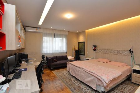Apartamento à venda com 252m², 3 quartos e sem vaga Apartamento à venda com 252m², 3 quartos e sem vagaSuíte